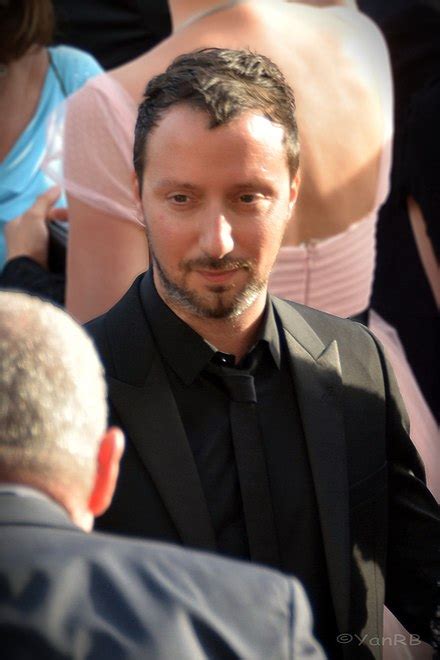 Anthony Vaccarello — Wikipédia.